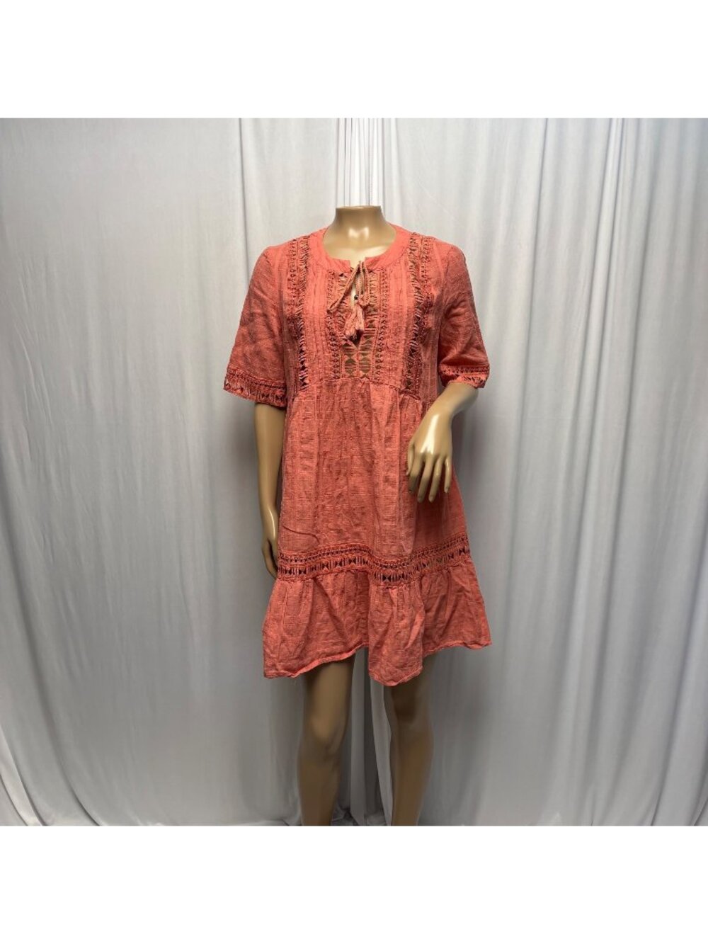 Knox Rose Coral Boho Cotton Short Dress Size Medium Tassel Tie Neck Open Lace